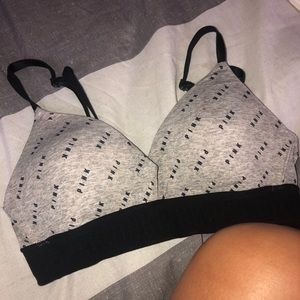 PINK Victoria Secret bra